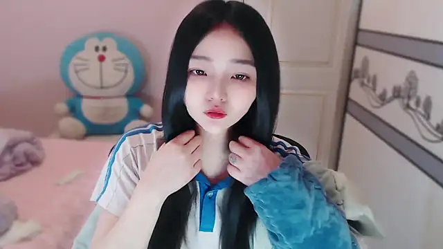 xiao-xiao-D online show from January 11, 2026, 7:04 am