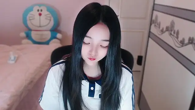 xiao-xiao-D online show from November 23, 2025, 3:38 am