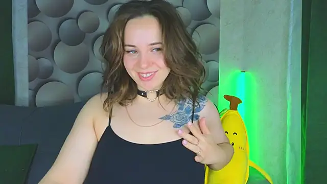 Snapshot of Cute_smile_sharon chatting on March 8, 2025, 2:01 am Cute smile sharon online show from March 8, 2025, 2:01 am