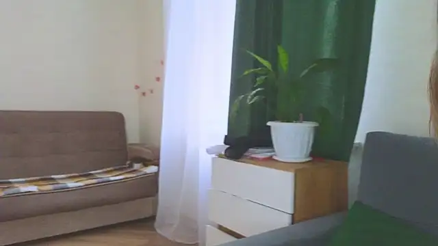 Snapshot of Cute_smile_sharon chatting on March 2, 2025, 2:41 am Cute smile sharon online show from March 2, 2025, 2:41 am