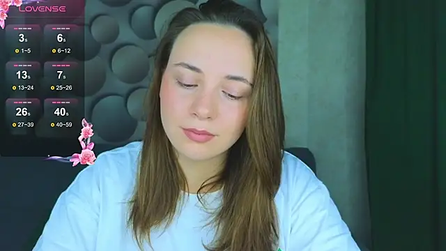 Snapshot of Cute_smile_sharon chatting on September 28, 2025, 3:46 am Cute smile sharon online show from September 28, 2025, 3:46 am