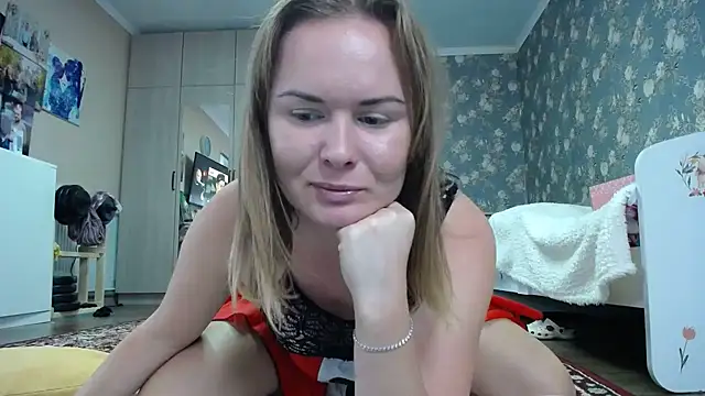 Snapshot of _Miss_Vanilla_ chatting on September 17, 2025, 6:04 am Miss Vanilla online show from September 17, 2025, 6:04 am