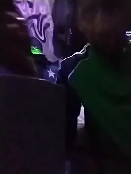 dulcedeseo13 online show from December 22, 2025, 1:11 pm