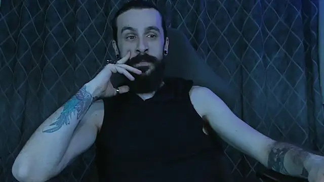 Snapshot of AxelColton chatting on March 21, 2025, 6:07 pm AxelColton online show from March 21, 2025, 6:07 pm