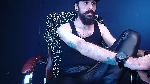 Snapshot of AxelColton chatting on March 12, 2025, 12:47 pm AxelColton online show from March 12, 2025, 12:47 pm