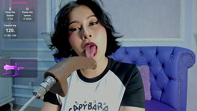 Lily Martinez online show from November 9, 2025, 8:29 am