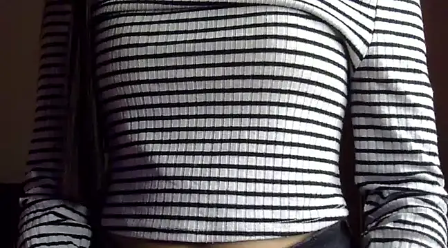 MISS-ROMANTIC online show from January 1, 2025, 7:43 pm