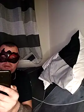 Snapshot of Coppiatrasgressiva chatting on February 4, 2025, 10:02 pm Coppiatrasgressiva online show from February 4, 2025, 10:02 pm