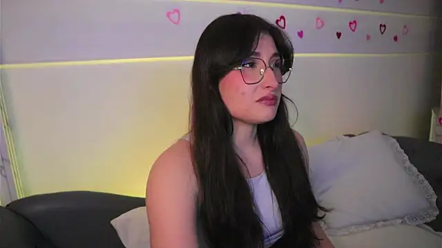 Snapshot of Daisha_Riley chatting on February 18, 2026, 3:59 am Daisha Riley online show from February 18, 2026, 3:59 am