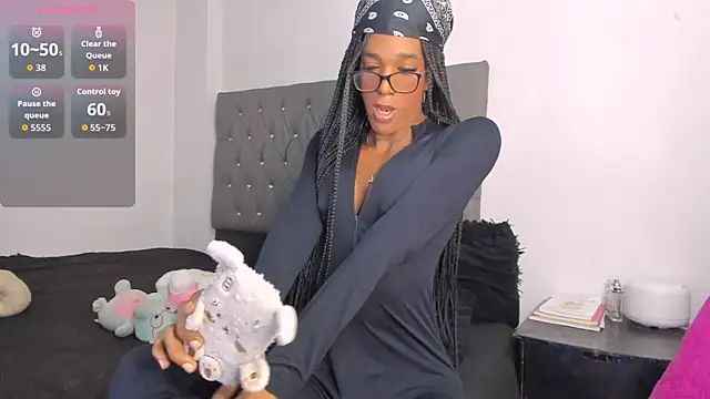 valeria montess online show from November 25, 2025, 11:05 pm