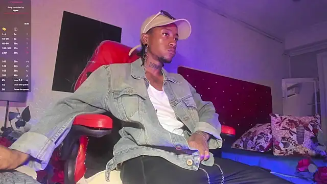 JhonyMiller  online show from December 4, 2025, 8:08 pm