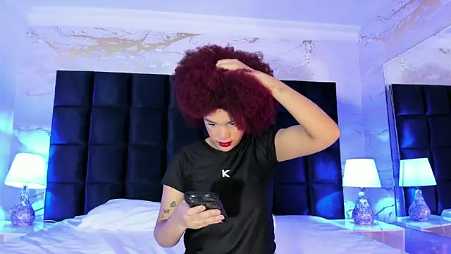 loladupont online show from March 6, 2026, 3:12 am