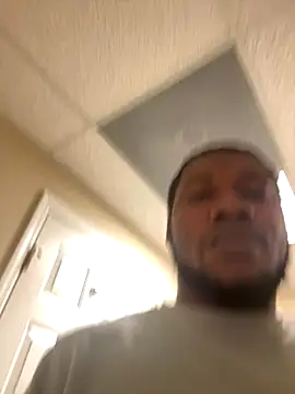 Snapshot of forfunsies chatting on October 24, 2025, 2:43 am forfunsies online show from October 24, 2025, 2:43 am