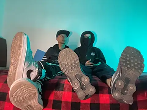 Snapshot of codysmith chatting on April 6, 2026, 1:56 am codysmith online show from April 6, 2026, 1:56 am