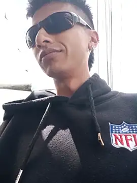 Snapshot of codysmith chatting on April 7, 2026, 7:15 pm codysmith online show from April 7, 2026, 7:15 pm