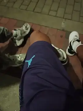 Snapshot of codysmith chatting on April 6, 2026, 11:50 pm codysmith online show from April 6, 2026, 11:50 pm