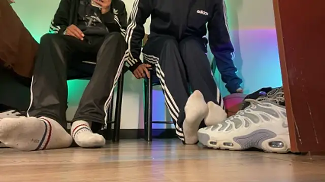 Snapshot of codysmith chatting on April 15, 2026, 12:53 pm codysmith online show from April 15, 2026, 12:53 pm