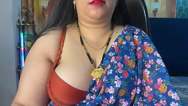 FlatVincy4 online show from March 5, 2026, 3:47 am