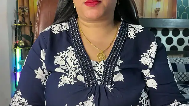 FlatVincy4 online show from April 9, 2026, 3:40 pm