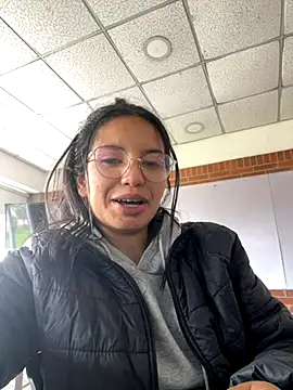 Rosita forever  online show from October 31, 2025, 4:25 pm