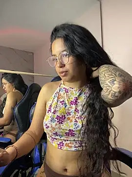 Rosita forever  online show from November 24, 2025, 6:19 pm