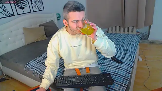 Devin Jay online show from January 30, 2025, 7:59 pm