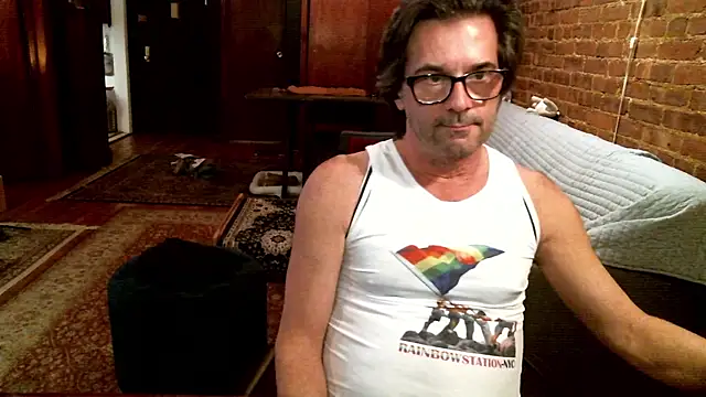 Johnny Bottoms online show from February 11, 2026, 11:48 pm