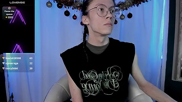 Snapshot of -Kerosene- chatting on December 26, 2024, 4:14 pm -Kerosene- online show from December 26, 2024, 4:14 pm