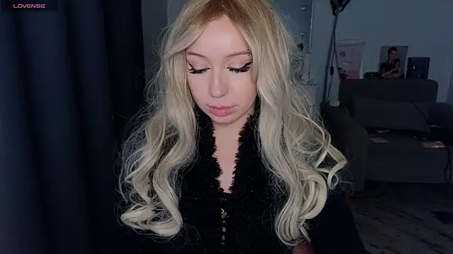 MoranaMissGod online show from October 20, 2025, 1:29 am