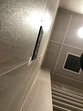 Snapshot of GildanK18 chatting on September 18, 2025, 1:58 pm GildanK18 online show from September 18, 2025, 1:58 pm