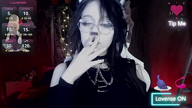 chloe crystall killer online show from October 20, 2025, 11:55 am