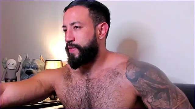 BradLeon  online show from December 16, 2025, 8:29 am