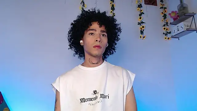 Snapshot of seven7xis chatting on March 19, 2025, 5:08 am seven7xis online show from March 19, 2025, 5:08 am