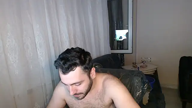 handsomeee04 online show from July 9, 2026, 9:58 pm