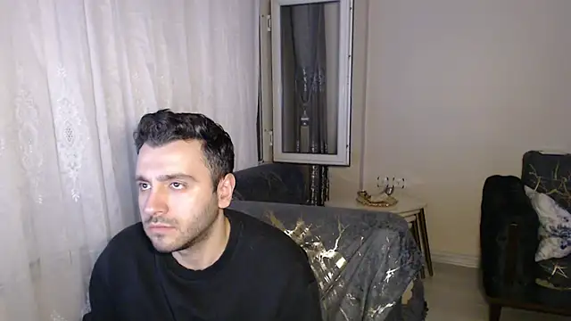 handsomeee04 online show from July 13, 2026, 1:27 am
