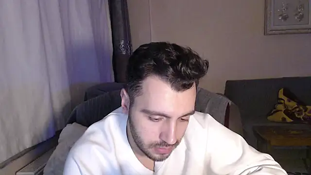 handsomeee04 online show from November 5, 2025, 3:26 pm