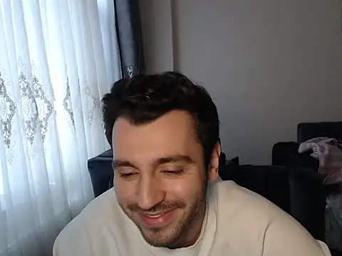 handsomeee04 online show from March 25, 2026, 2:49 pm