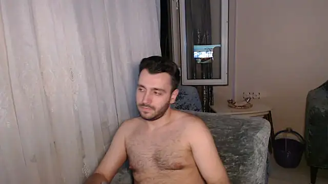 handsomeee04 online show from July 1, 2026, 10:21 pm