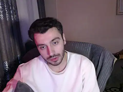 handsomeee04 online show from January 7, 2026, 10:26 pm