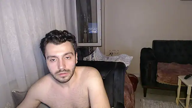 handsomeee04 online show from June 2, 2026, 8:53 pm