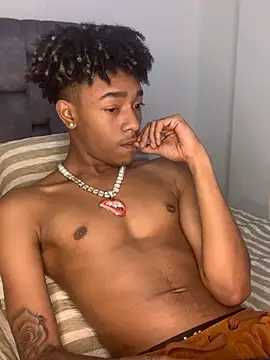 Snapshot of Boy_cock18 chatting on March 5, 2025, 6:33 am Boy cock18 online show from March 5, 2025, 6:33 am