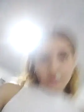 charlotes28 online show from December 25, 2024, 6:52 am