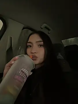 MilenaMilven online show from February 13, 2025, 11:28 am