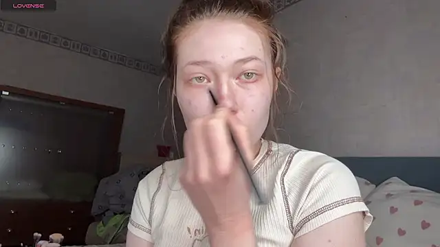 Snapshot of eva_varnerr chatting on March 8, 2026, 8:56 pm eva varnerr online show from March 8, 2026, 8:56 pm