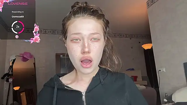 Snapshot of eva_varnerr chatting on March 14, 2026, 9:21 pm eva varnerr online show from March 14, 2026, 9:21 pm