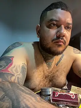 El Titan1998 online show from June 6, 2026, 12:32 pm