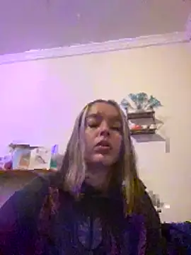 Snapshot of BlueStoneX chatting on March 1, 2026, 7:41 am BlueStoneX online show from March 1, 2026, 7:41 am