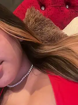 Snapshot of Mariapaula chatting on February 23, 2025, 9:59 pm Mariapaula online show from February 23, 2025, 9:59 pm