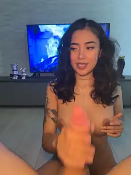 Alexiaa2006 online show from June 14, 2026, 10:49 am