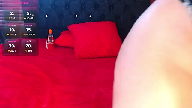 GabrielaFerrer02 online show from September 9, 2025, 2:59 pm